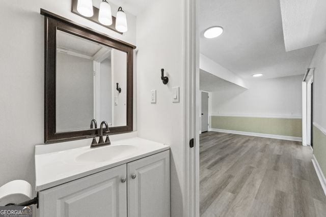 593 Country Lane Drive, Jonesboro, GA 30238