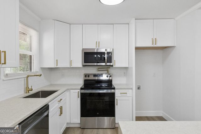 593 Country Lane Drive, Jonesboro, GA 30238