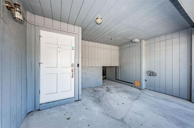 200 MERES BOULEVARD 21, Tarpon Springs, FL 34689