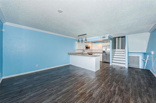 200 MERES BOULEVARD 21, Tarpon Springs, FL 34689