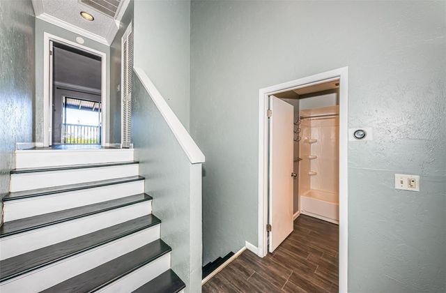 200 MERES BOULEVARD 21, Tarpon Springs, FL 34689