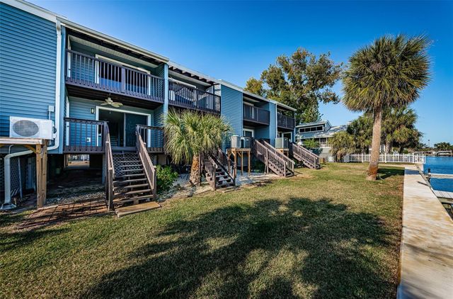 200 MERES BOULEVARD 21, Tarpon Springs, FL 34689