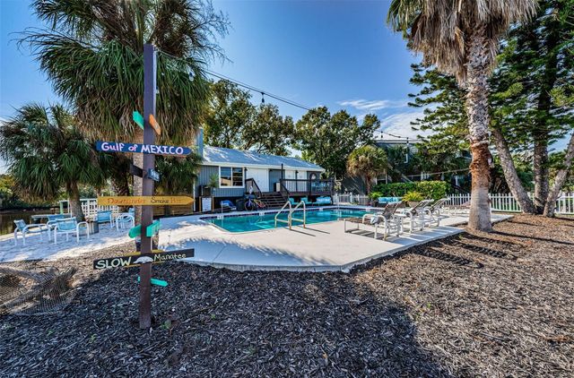 200 MERES BOULEVARD 21, Tarpon Springs, FL 34689