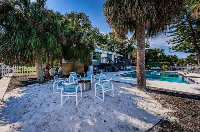 200 MERES BOULEVARD 21, Tarpon Springs, FL 34689