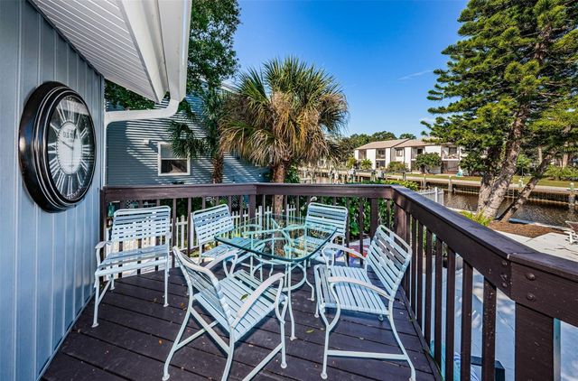200 MERES BOULEVARD 21, Tarpon Springs, FL 34689