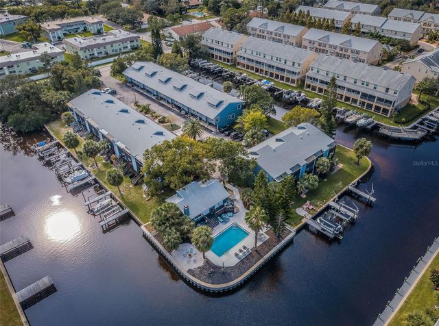 200 MERES BOULEVARD 21, Tarpon Springs, FL 34689