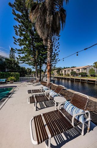 200 MERES BOULEVARD 21, Tarpon Springs, FL 34689