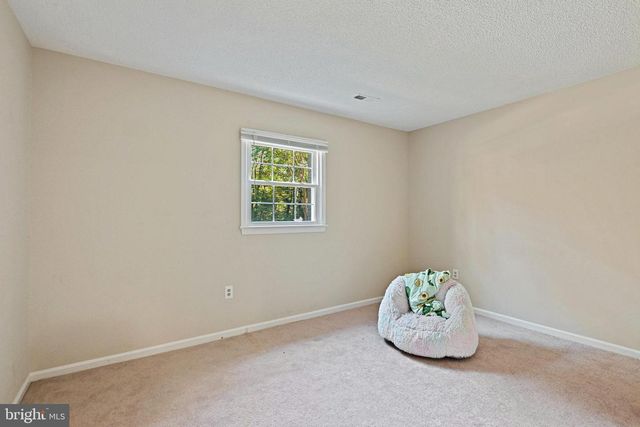 2918 GLENVALE DR, Fairfax, VA 22031