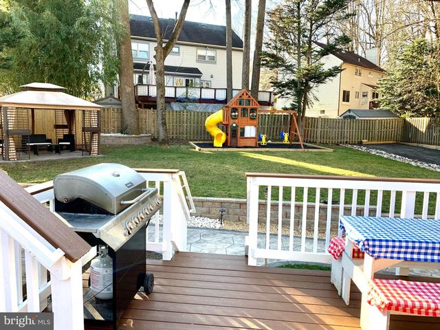 2918 GLENVALE DR, Fairfax, VA 22031