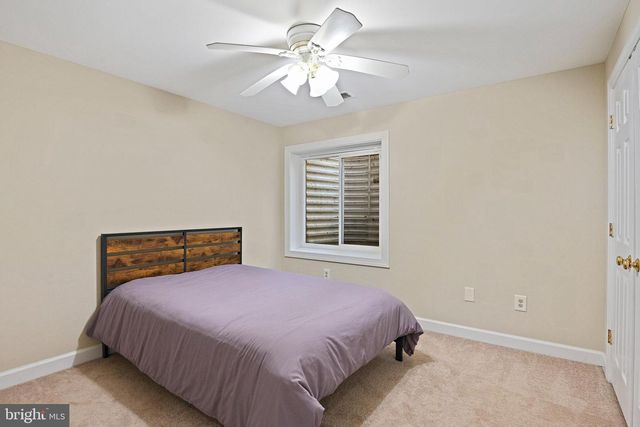 2918 GLENVALE DR, Fairfax, VA 22031