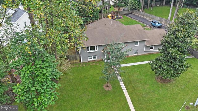 2918 GLENVALE DR, Fairfax, VA 22031