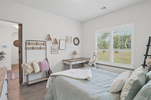 21113 Hereford Way, Cleveland, TX 77328