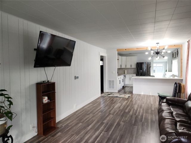 403 Louviers Avenue, Dupont, WA 98327