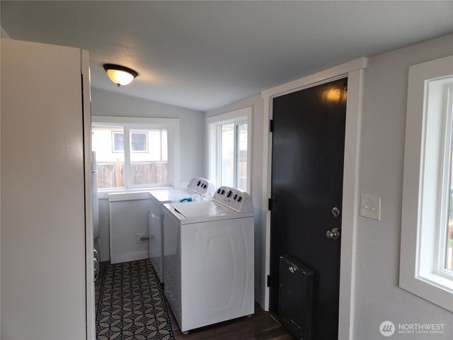 403 Louviers Avenue, Dupont, WA 98327