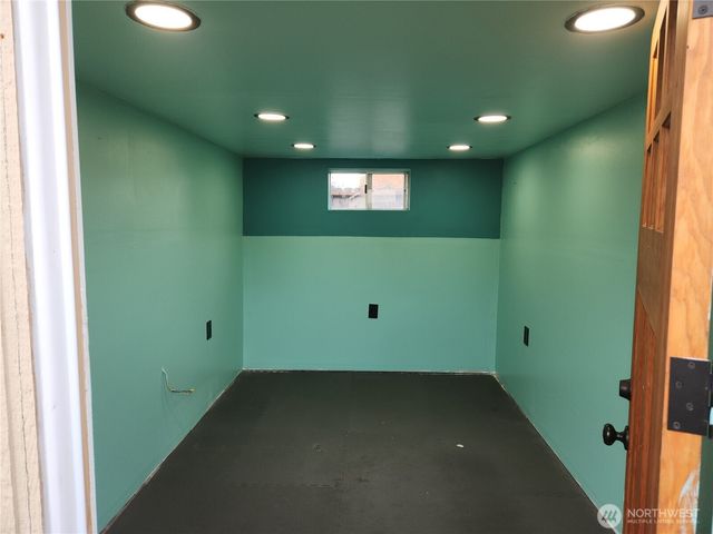 403 Louviers Avenue, Dupont, WA 98327