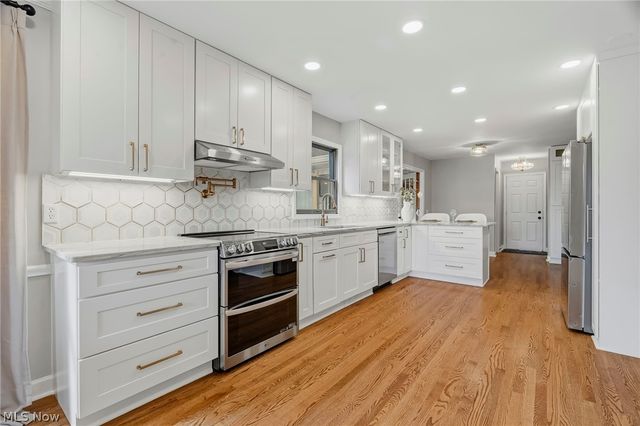 3465 Cornwall Drive NW, Canton, OH 44708