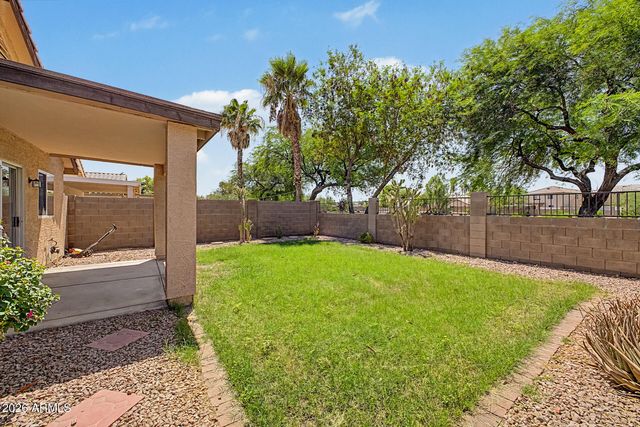 11123 W HEATHERBRAE Drive, Phoenix, AZ 85037