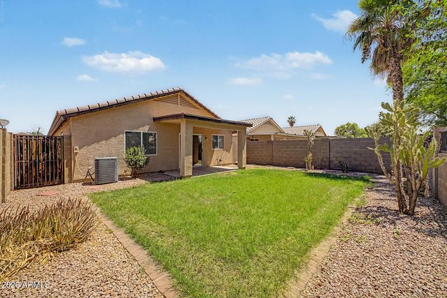 11123 W HEATHERBRAE Drive, Phoenix, AZ 85037