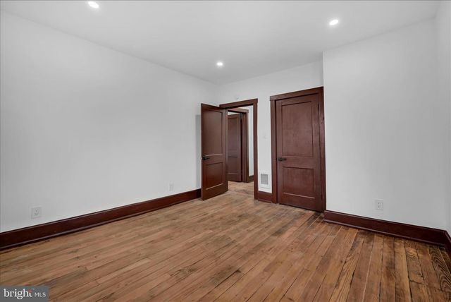 2132 MAIN ST, Lititz, PA 17543