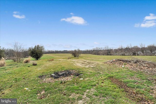 2132 MAIN ST, Lititz, PA 17543