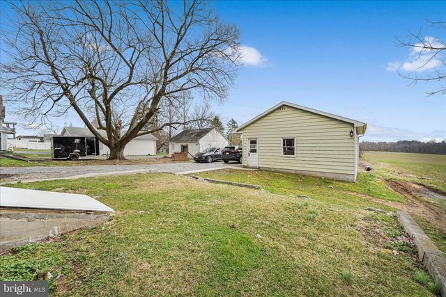 2132 MAIN ST, Lititz, PA 17543