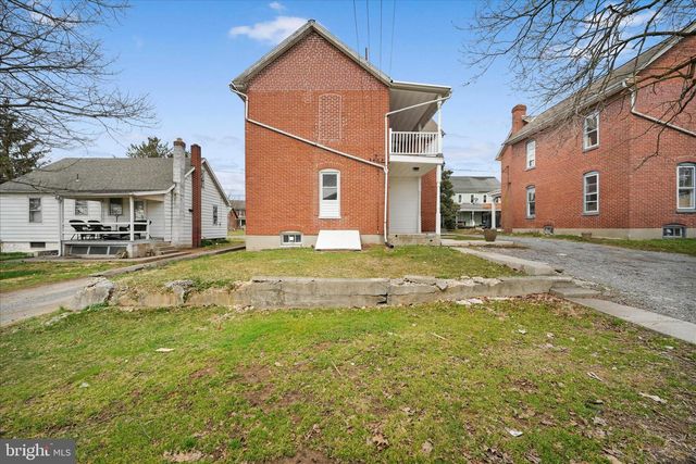 2132 MAIN ST, Lititz, PA 17543