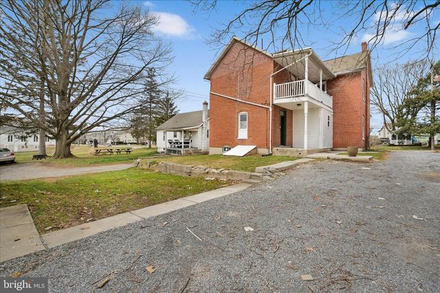 2132 MAIN ST, Lititz, PA 17543