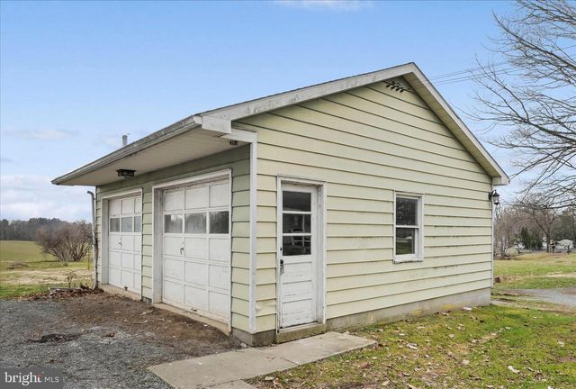 2132 MAIN ST, Lititz, PA 17543