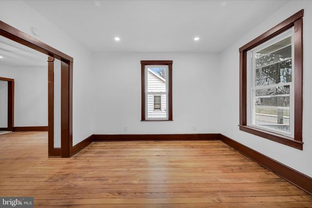 2132 MAIN ST, Lititz, PA 17543