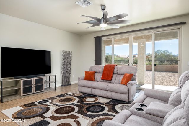 535 W Grantham Street, Vail, AZ 85641