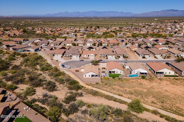 535 W Grantham Street, Vail, AZ 85641