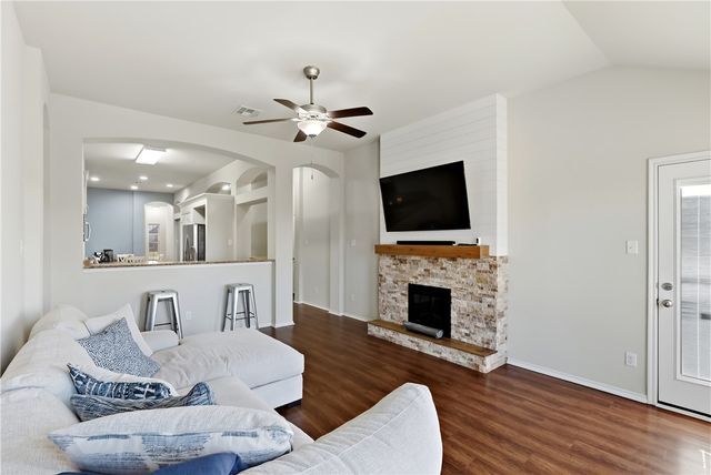 5256 Sagewood Drive, College Station, TX 77845