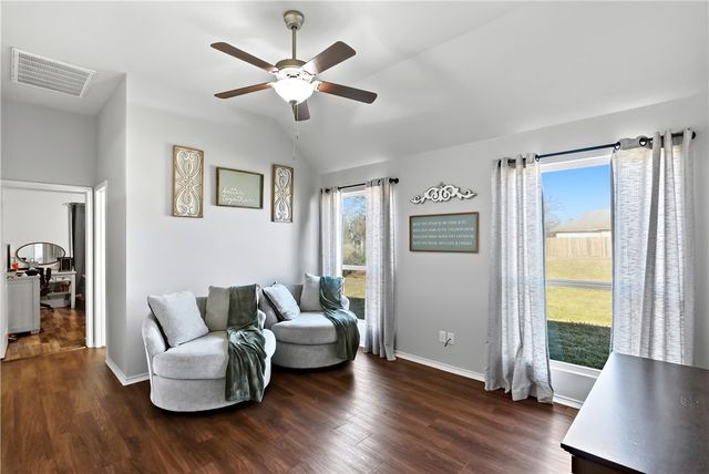 5256 Sagewood Drive, College Station, TX 77845