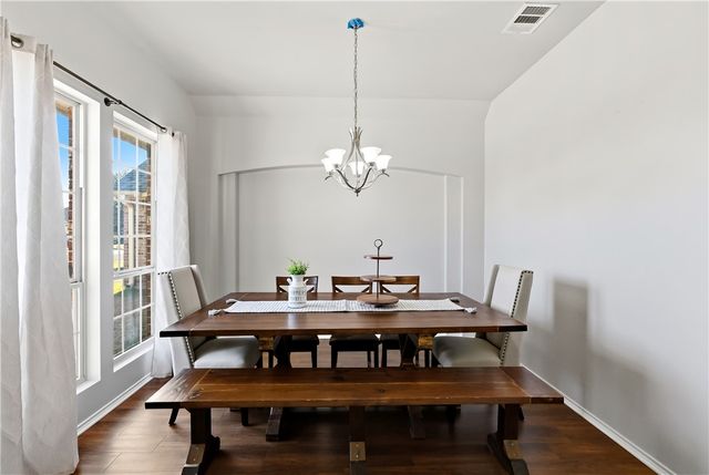 5256 Sagewood Drive, College Station, TX 77845