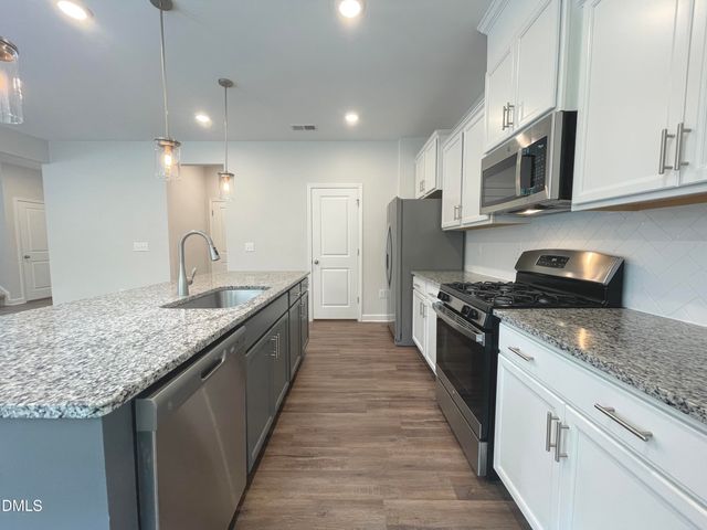 39 Echo Canyon Drive, Clayton, NC 27527