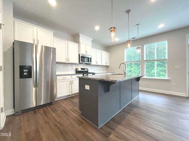 39 Echo Canyon Drive, Clayton, NC 27527