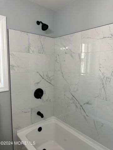 186 Ocean Avenue B, North Middletown, NJ 07748