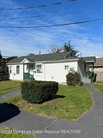 186 Ocean Avenue B, North Middletown, NJ 07748