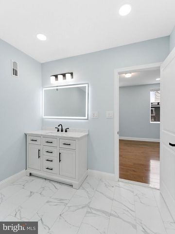 2013 MORRIS ST, Philadelphia, PA 19145