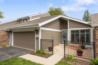 2101 Timber Lane, Wheaton, IL 60189