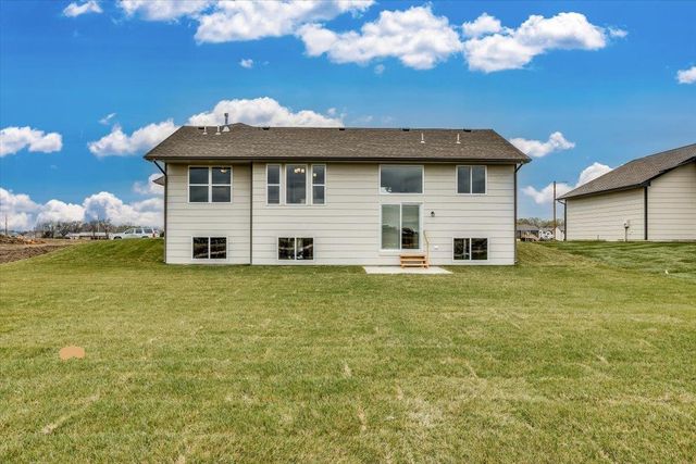 1542 N Quince Ct, Andover, KS 67002