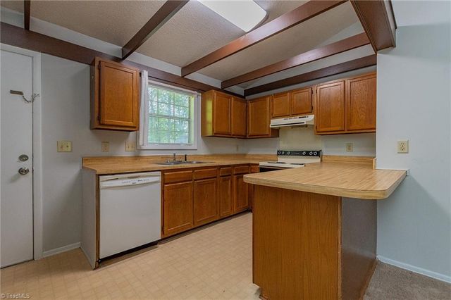 1907 Saffron Place, Winston-salem, NC 27127