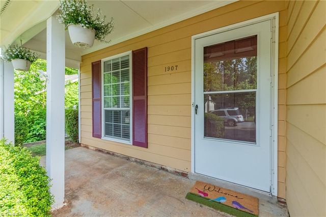 1907 Saffron Place, Winston-salem, NC 27127