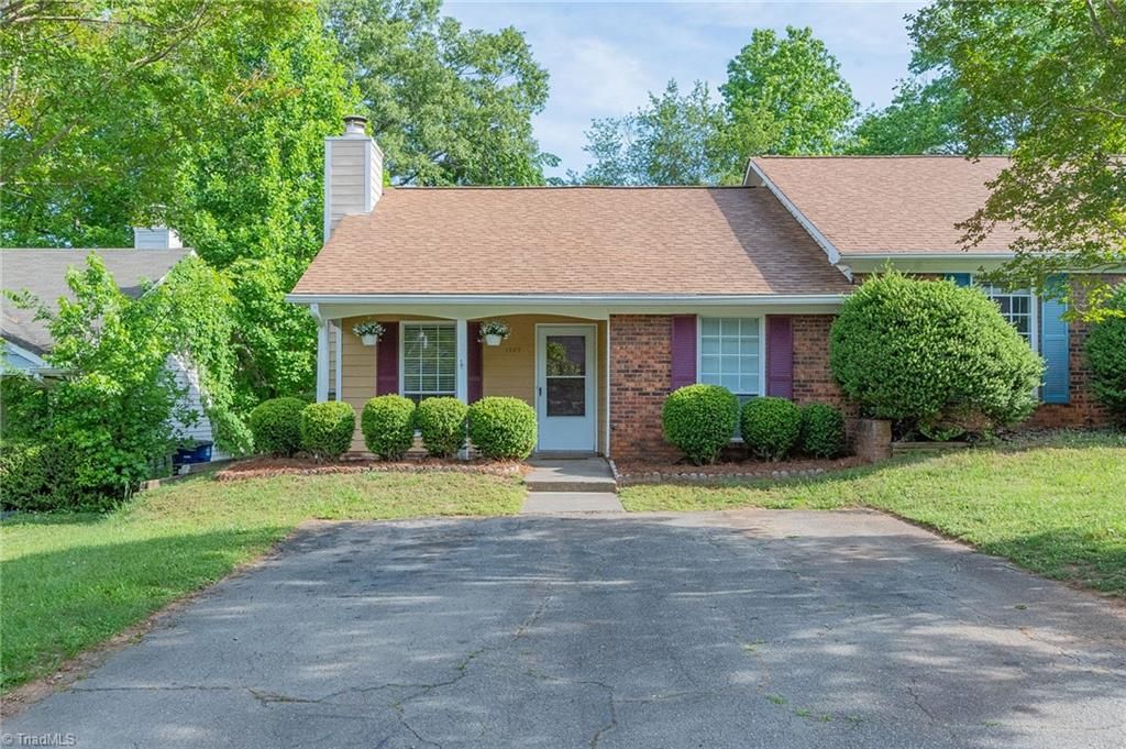 1907 Saffron Place, Winston-salem, NC 27127
