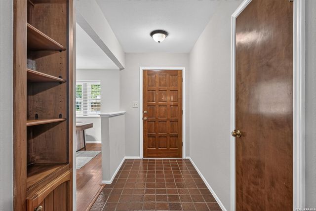 14102 Susancrest Drive, San Antonio, TX 78232