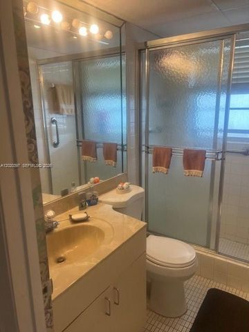 7797 Golf Cir Dr 310, Margate, FL 33063