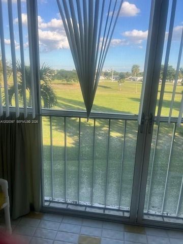 7797 Golf Cir Dr 310, Margate, FL 33063