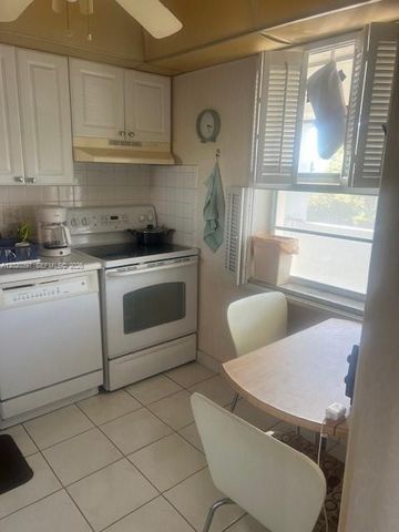 7797 Golf Cir Dr 310, Margate, FL 33063