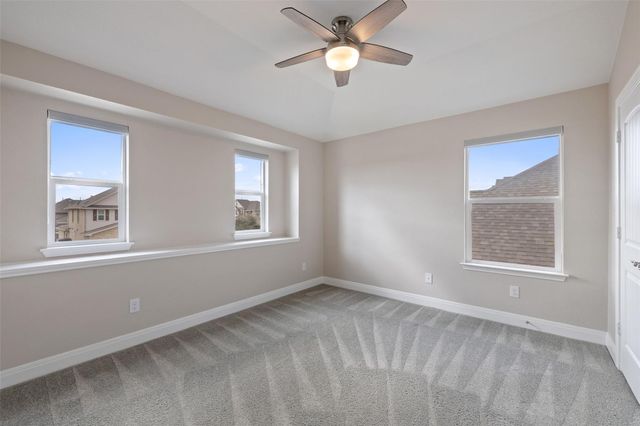 1709 Stinnett DR, Leander, TX 78641