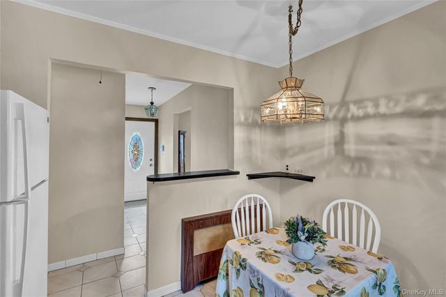 70 Martin Road N, Bethpage, NY 11714